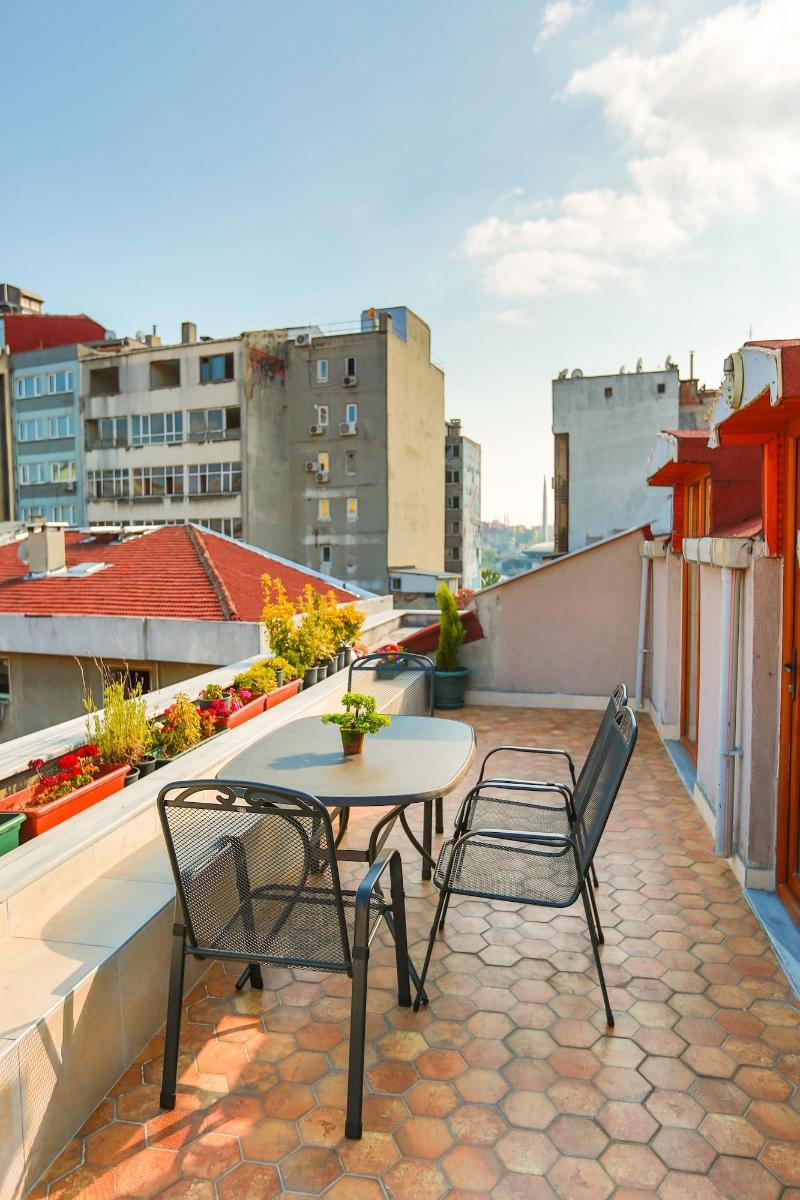 Flats Company - Karakoy Apartment image