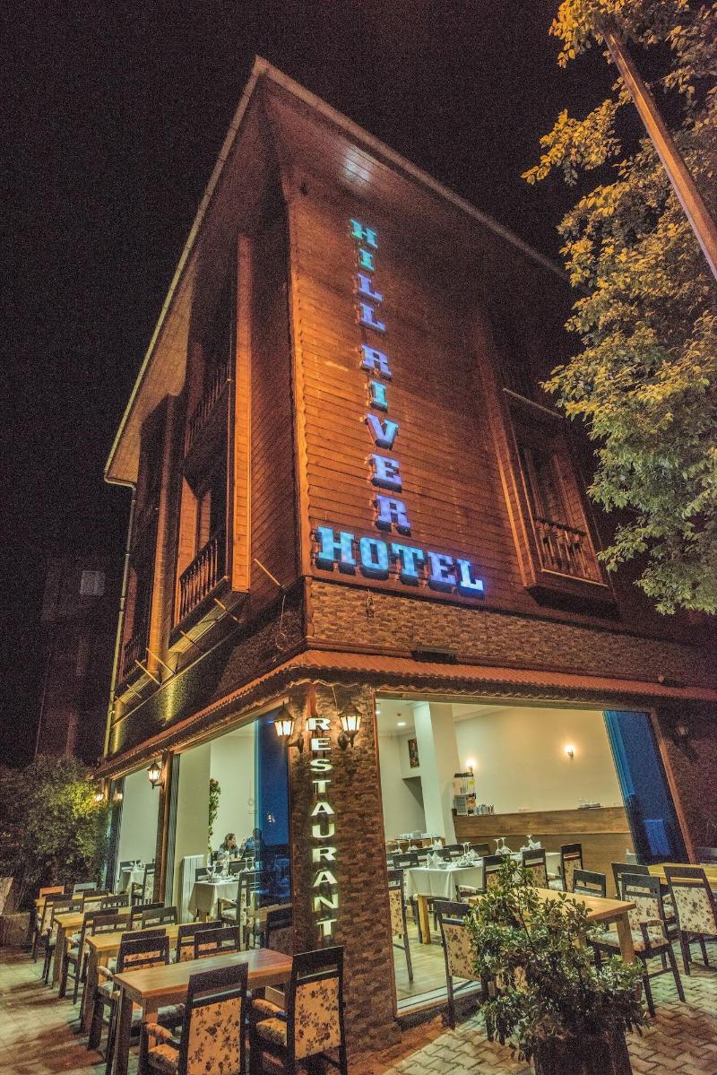 Hill River Hotel image