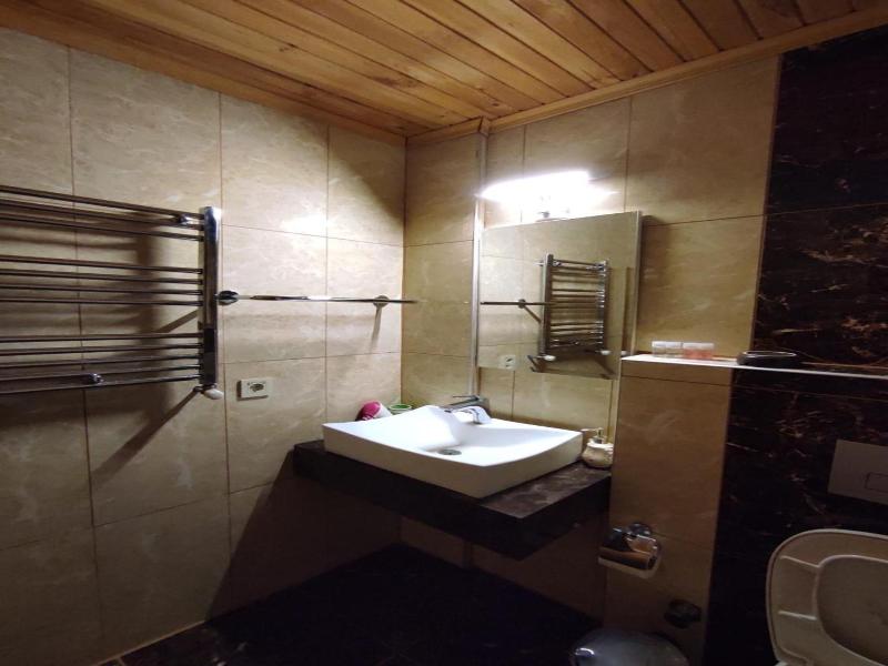 Hill River Hotel image