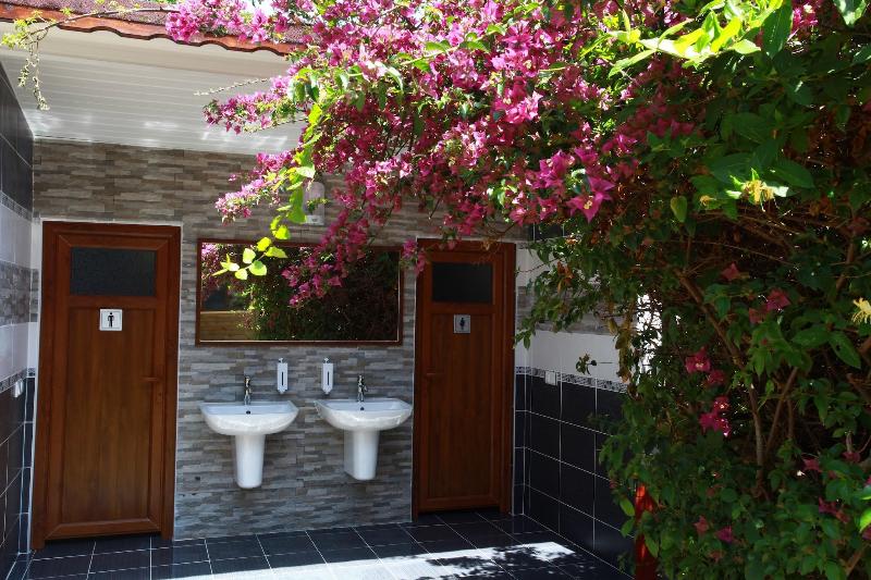 Baris Pension & Bungalows image