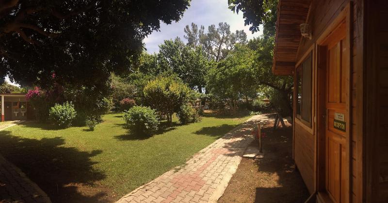 Baris Pension & Bungalows image