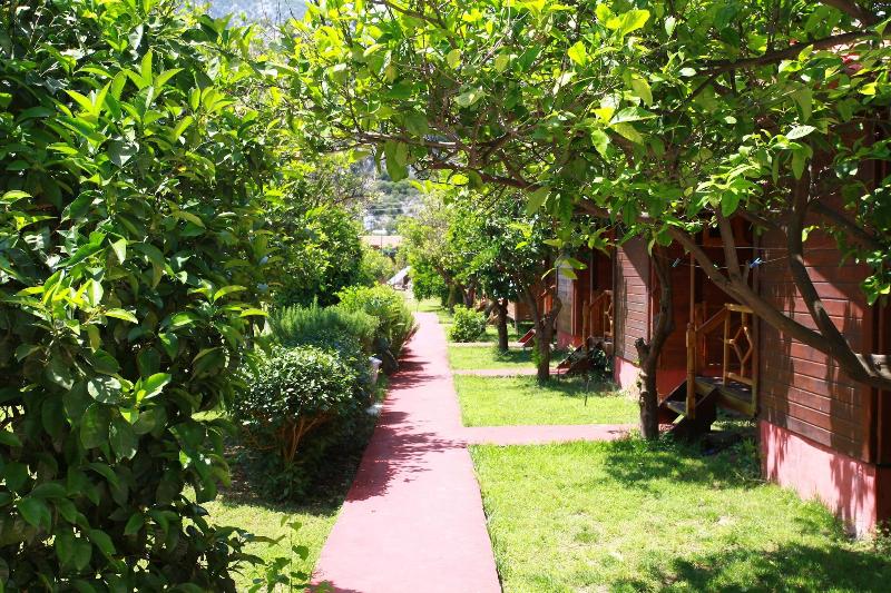 Baris Pension & Bungalows image