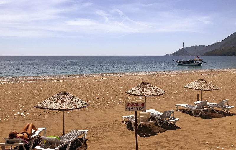Baris Pension & Bungalows image