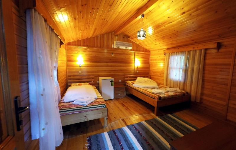 Baris Pension & Bungalows image