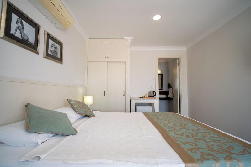 Artemis Hotel Bodrum image