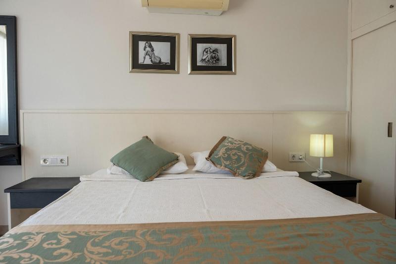 Artemis Hotel Bodrum image