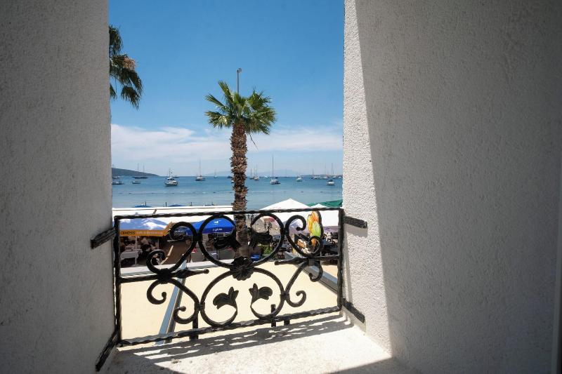 Artemis Hotel Bodrum image