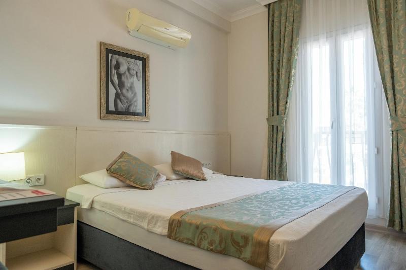 Artemis Hotel Bodrum image