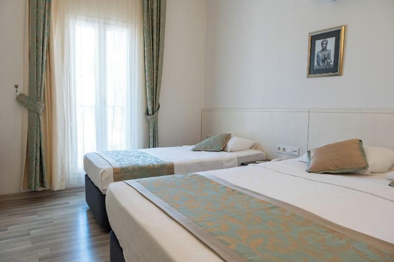Artemis Hotel Bodrum image