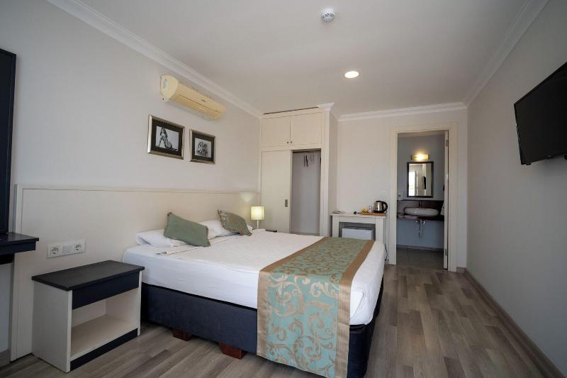 Artemis Hotel Bodrum image