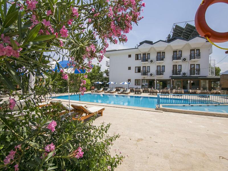 Kilim Apart Hotel image