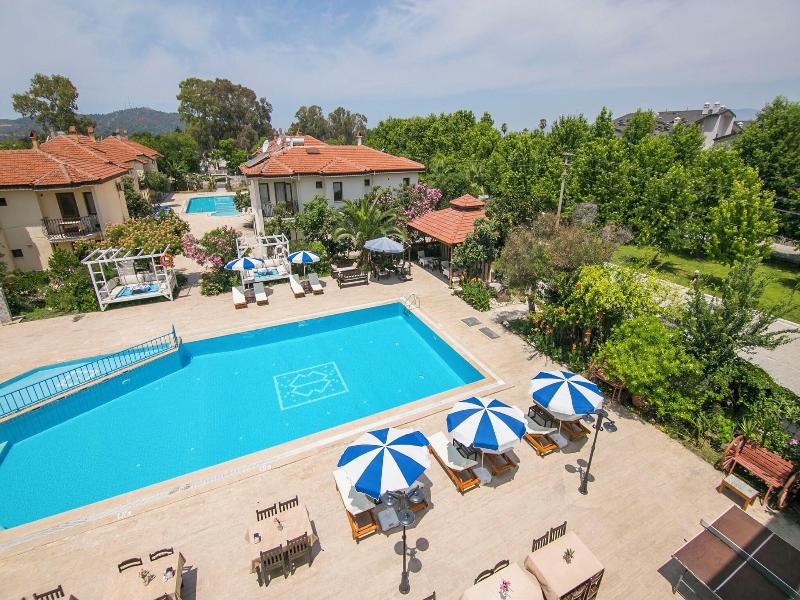 Kilim Apart Hotel image