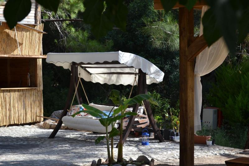 Chakra Beach Kabak