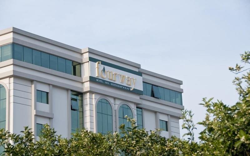 Fourway Hotel SPA & Restaurant — exterior view