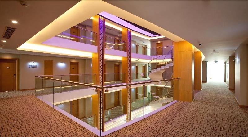 Fourway Hotel SPA & Restaurant — view