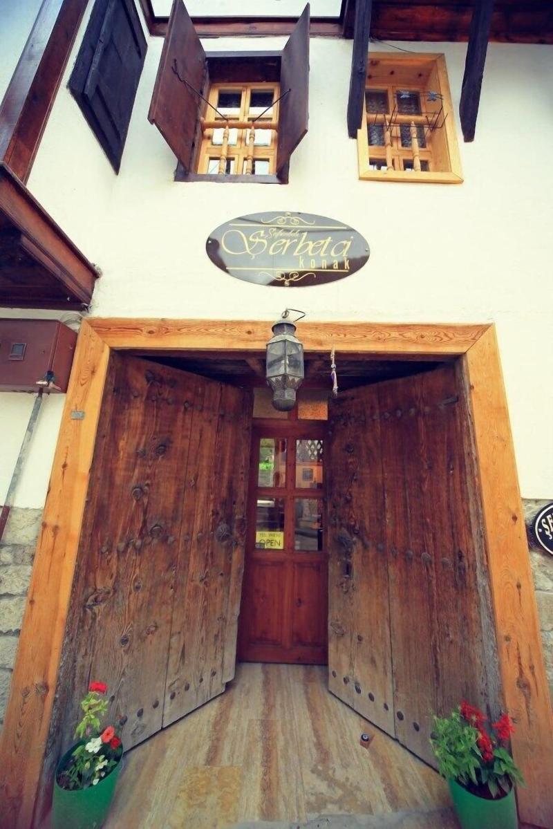Serbetci Konak