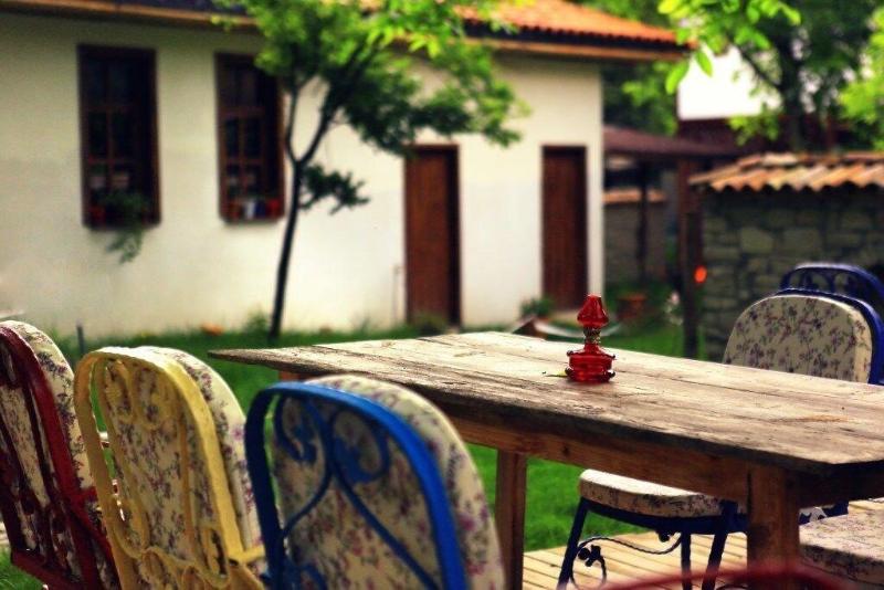 Serbetci Konak