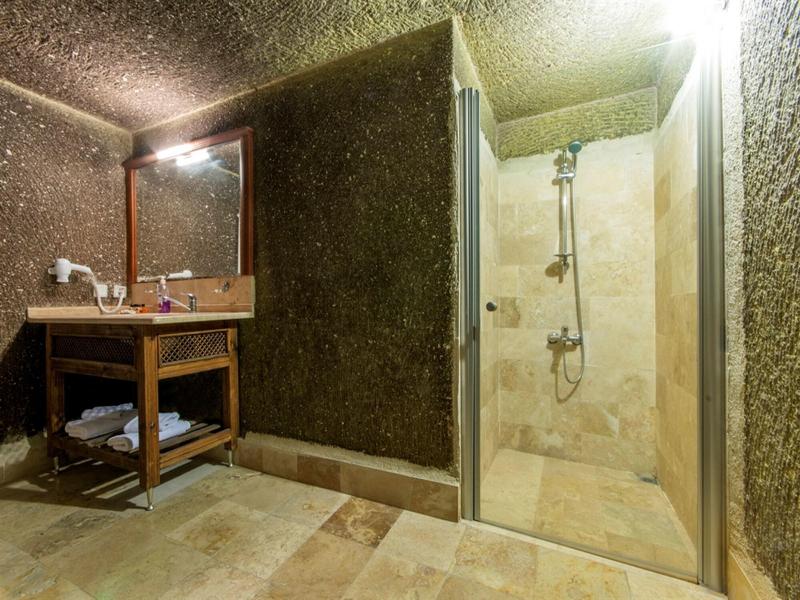 Antique Terrace Suites image