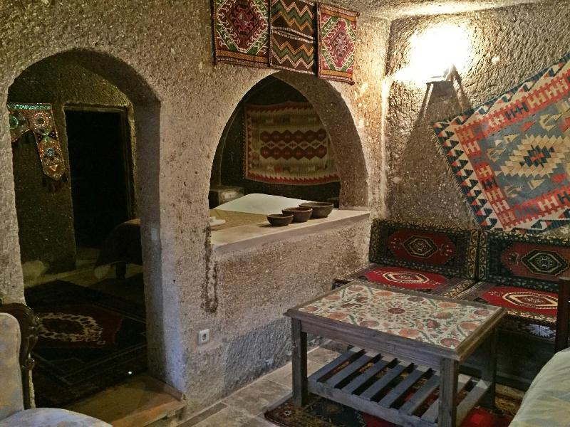 Antique Terrace Suites image