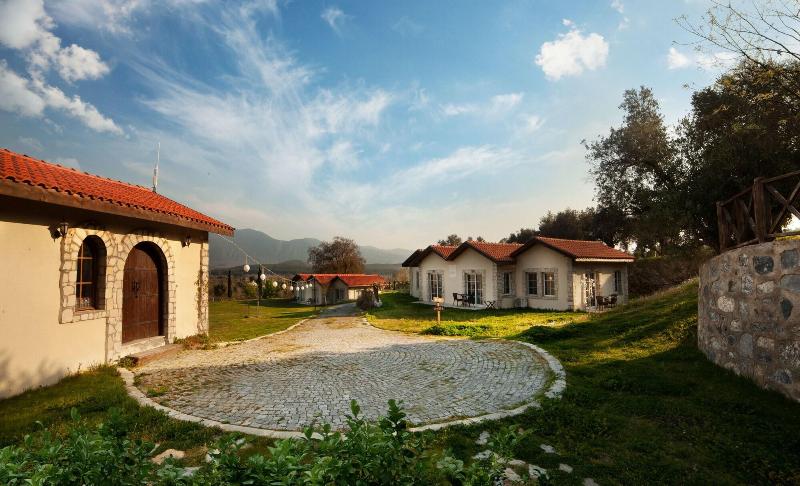 Vinifera Hotel Yedi Bilgeler Vineyards image