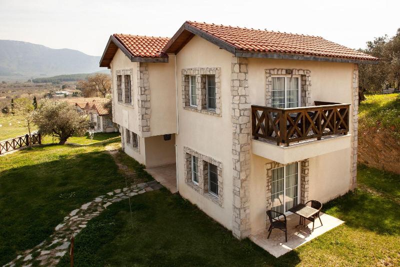 Vinifera Hotel Yedi Bilgeler Vineyards image