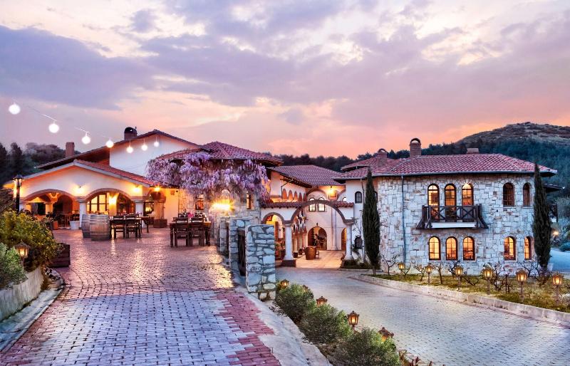 Vinifera Hotel Yedi Bilgeler Vineyards image