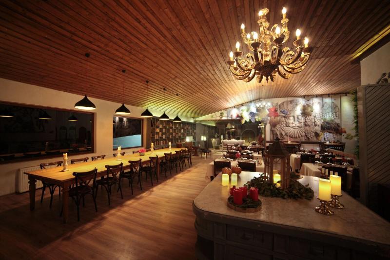 Vinifera Hotel Yedi Bilgeler Vineyards image