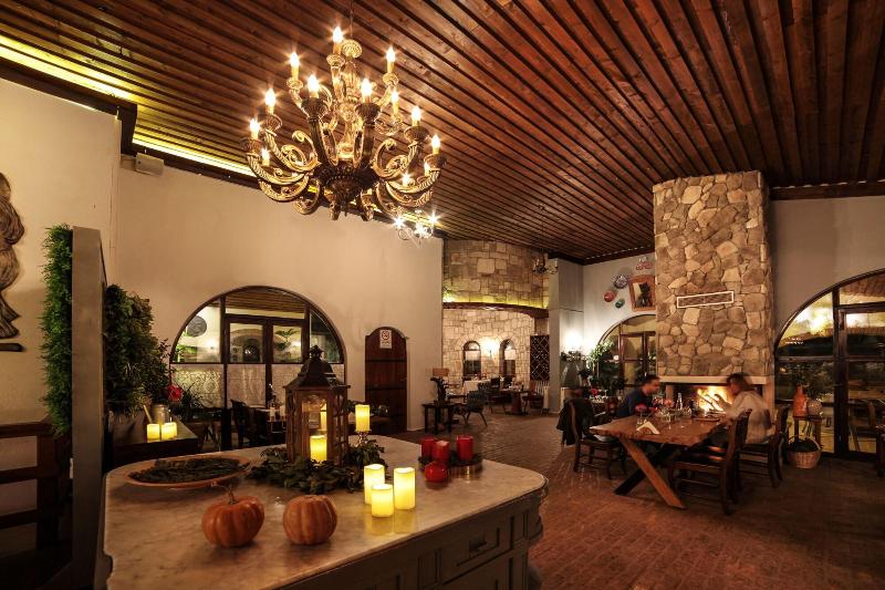 Vinifera Hotel Yedi Bilgeler Vineyards image