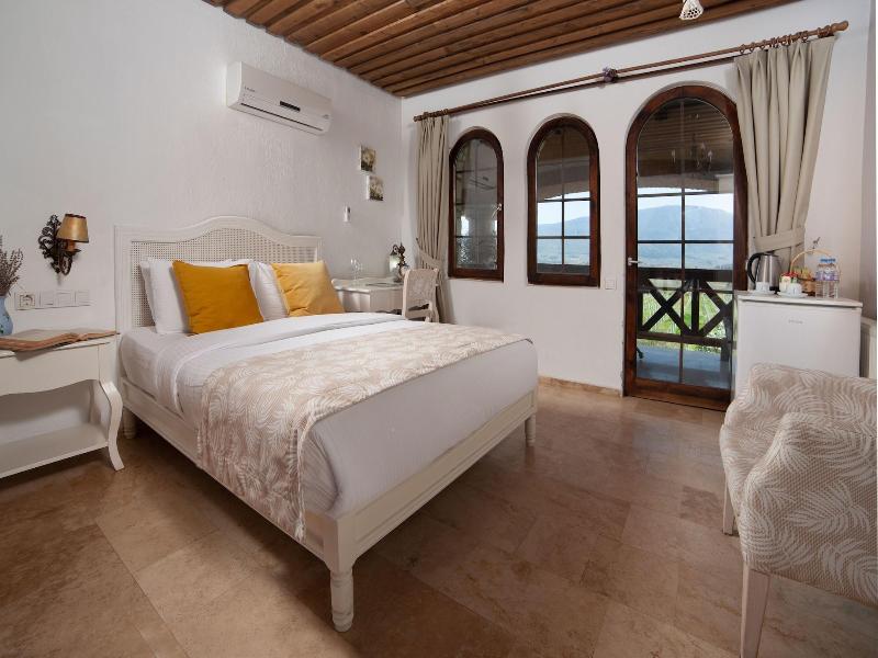 Vinifera Hotel Yedi Bilgeler Vineyards image