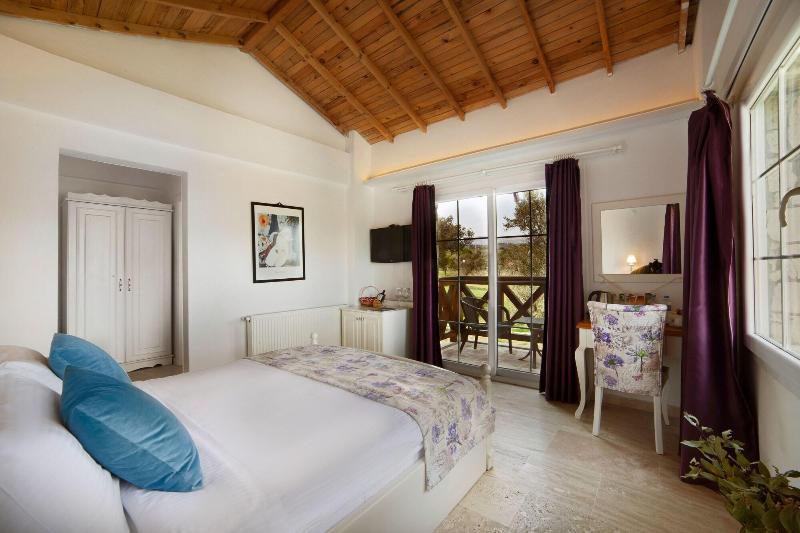 Vinifera Hotel Yedi Bilgeler Vineyards image
