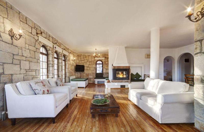 Vinifera Hotel Yedi Bilgeler Vineyards image