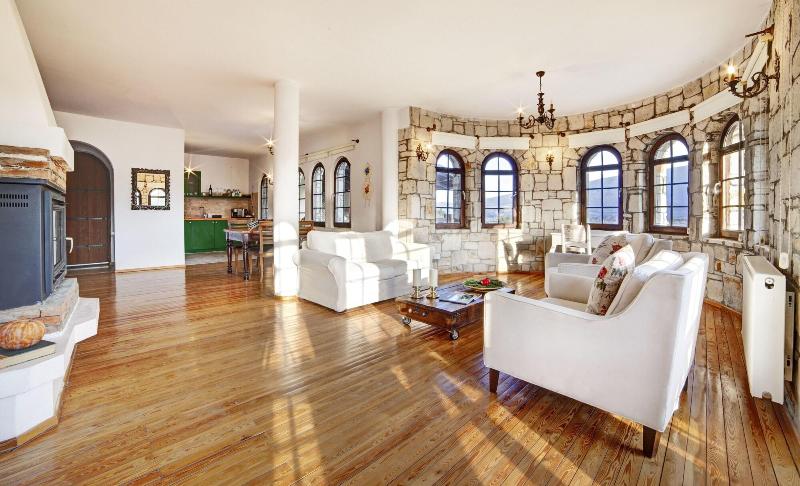 Vinifera Hotel Yedi Bilgeler Vineyards image