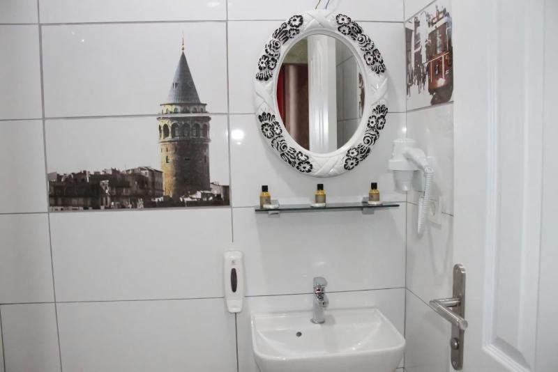 Hotel Ottoman 2 Class image
