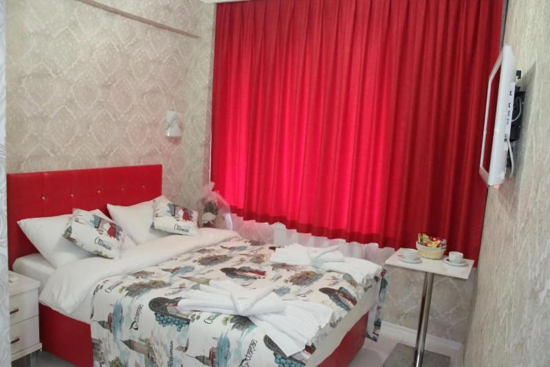 Hotel Ottoman 2 Class image