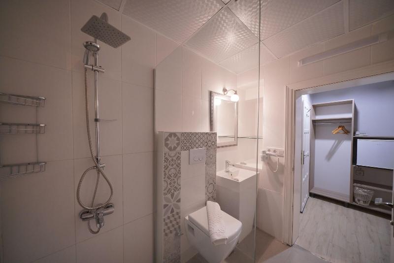Pashabelle Hotel - Adults Only image