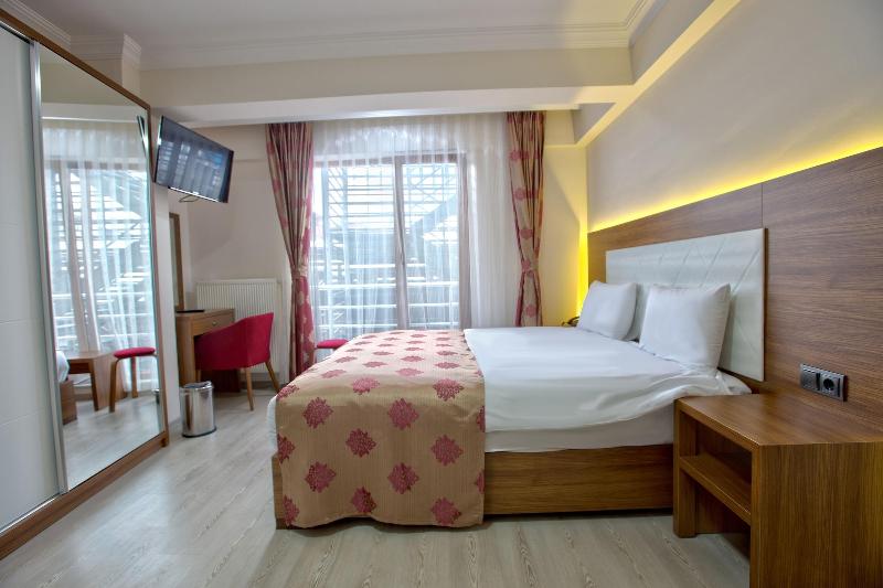Bolu Suit Otel — view