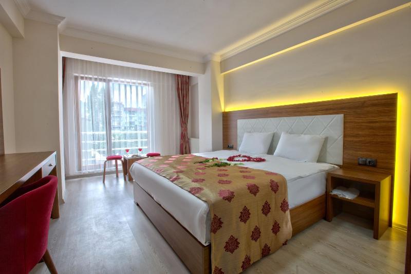 Bolu Suit Otel image