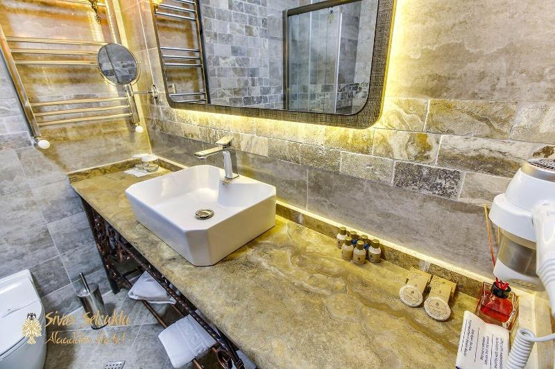 Keykavus Hotel image