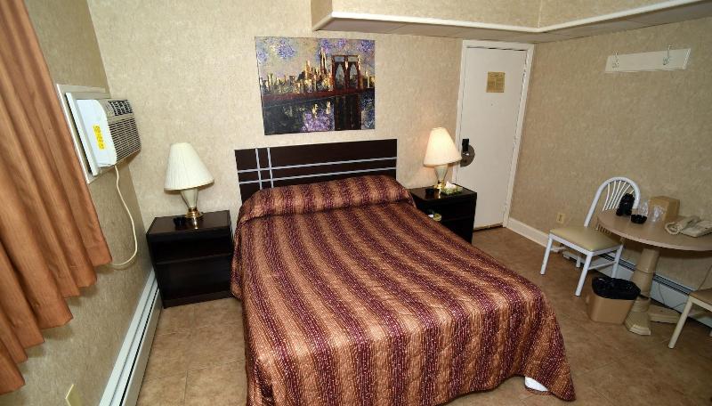 Swan Motel image
