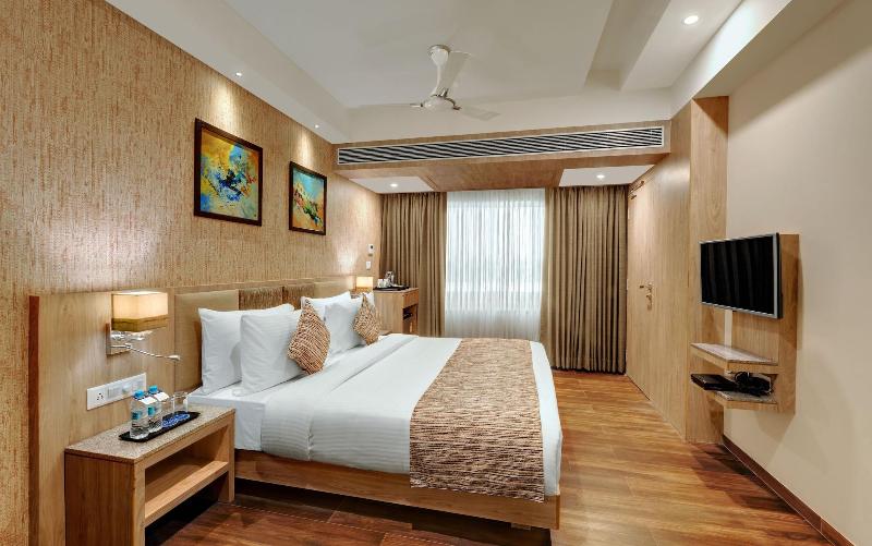 Anaya Beacon Hotel image