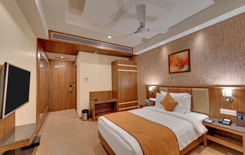 Anaya Beacon Hotel image