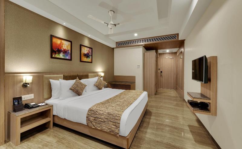 Anaya Beacon Hotel image