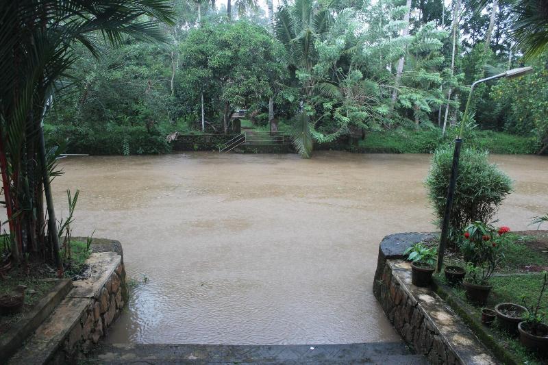 Backwater Retreat - Honeymoon House