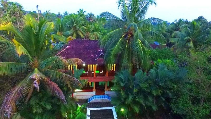 Backwater Retreat - Honeymoon House image