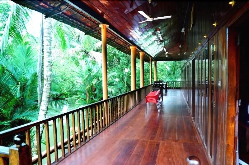 Backwater Retreat - Honeymoon House image