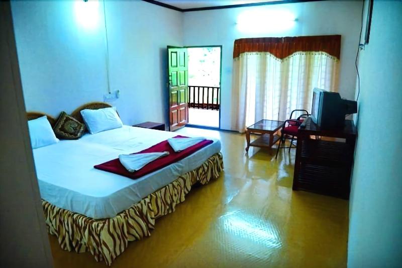 Backwater Retreat - Honeymoon House image
