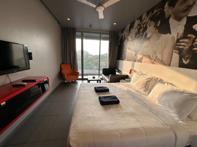 SinQ Party Hotel, Candolim- No Male Stags Allowed image
