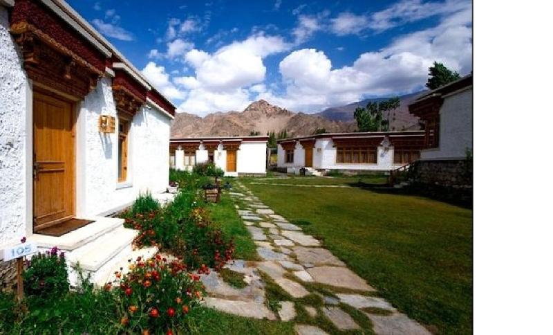 Saboo Resorts image