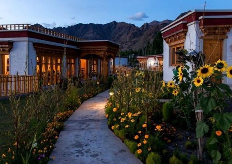 Saboo Resorts image