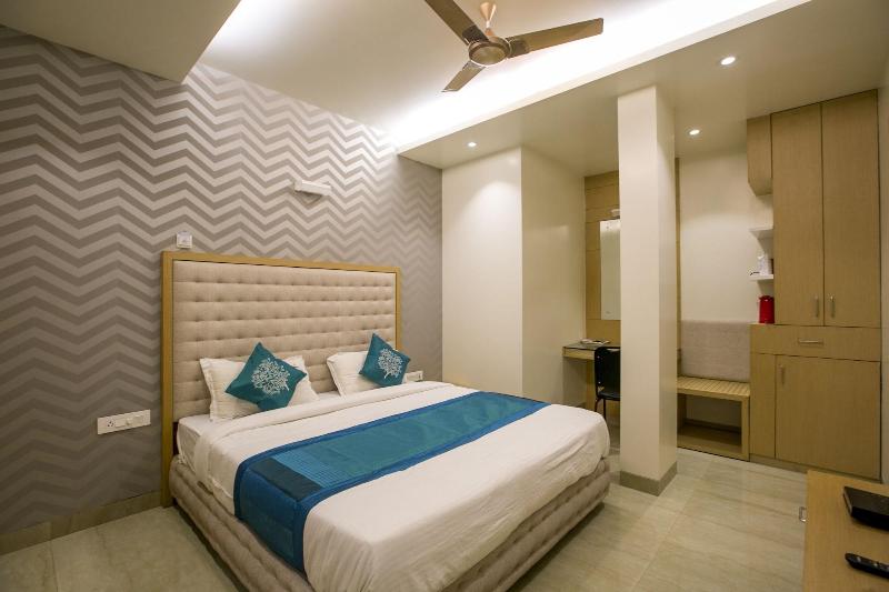 3774 Hotel Naman Palace image